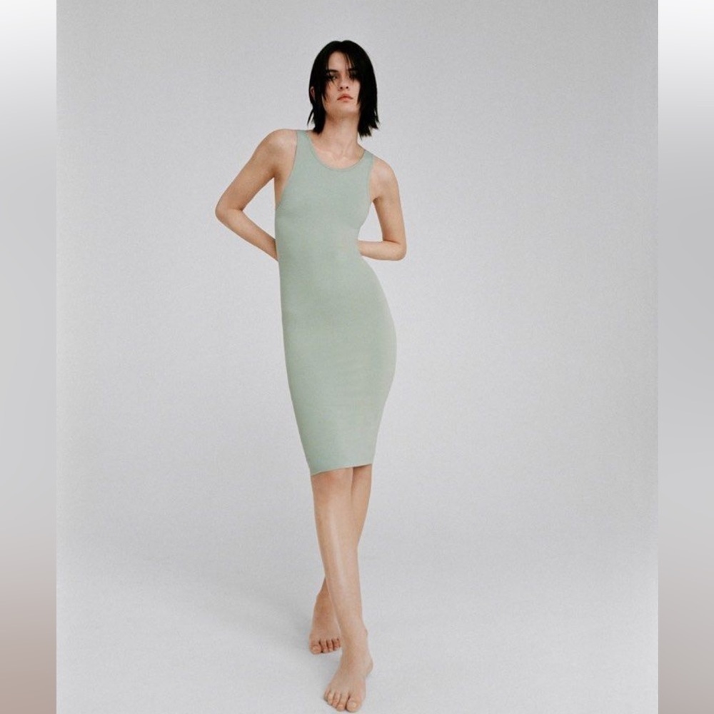 NWT Zara bodycon sage green dress size large